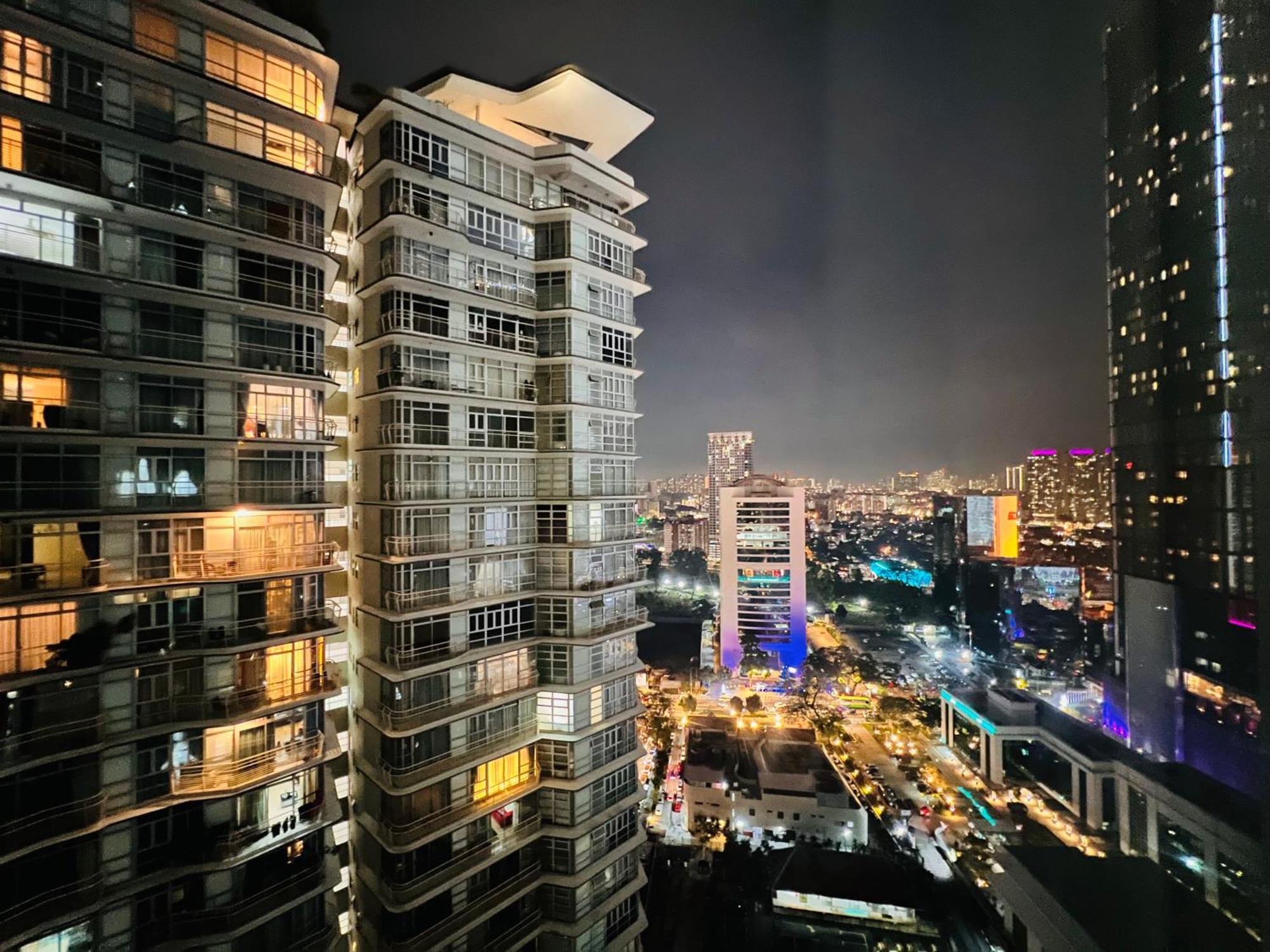 Sky Suites At Klcc By Mitstay クアラルンプール エクステリア 写真