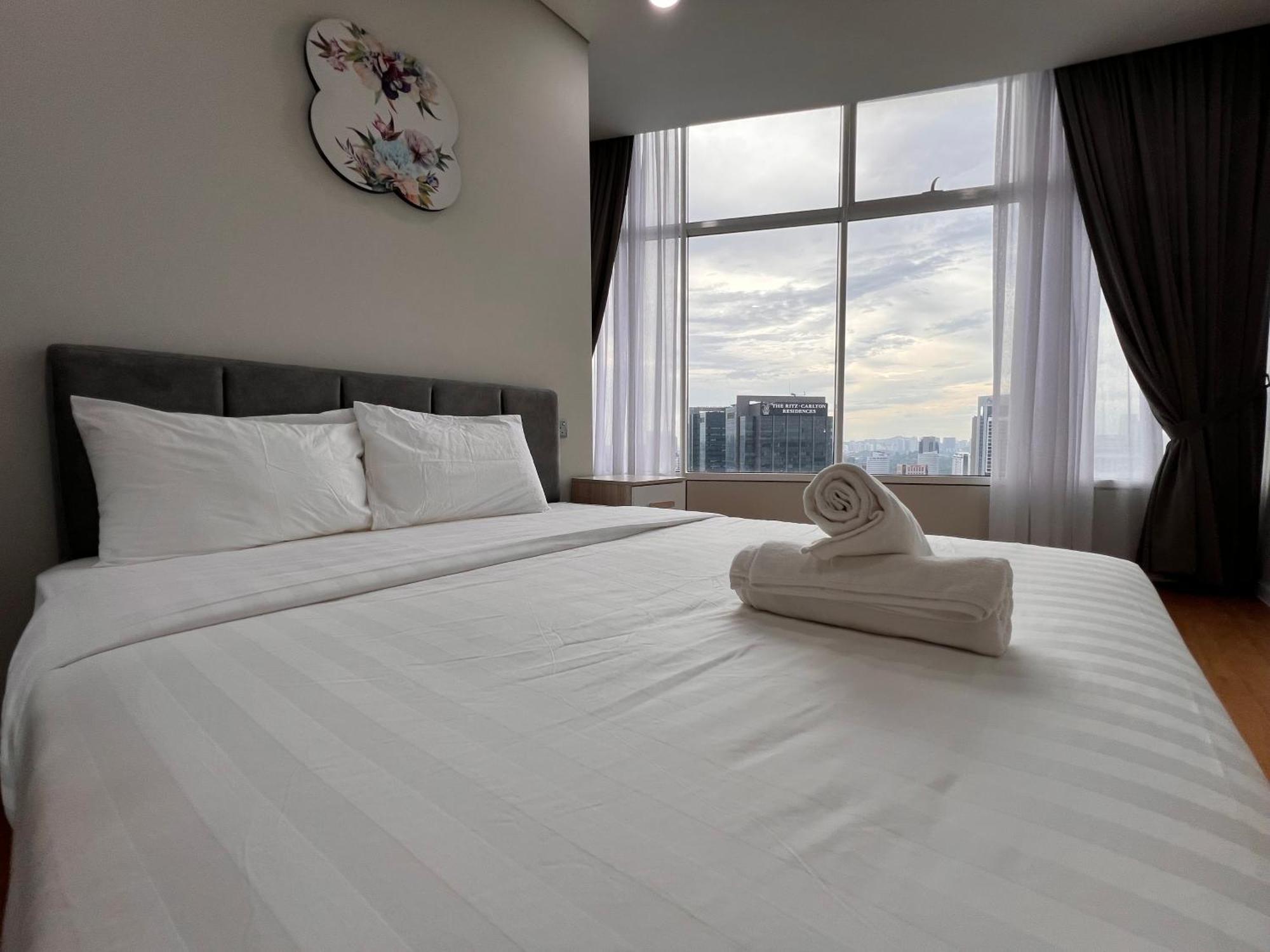 Sky Suites At Klcc By Mitstay クアラルンプール エクステリア 写真